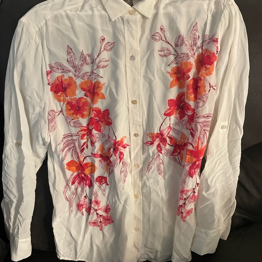 Tommy Bahama women’s Shirt White Flowers Long Sleeve Large